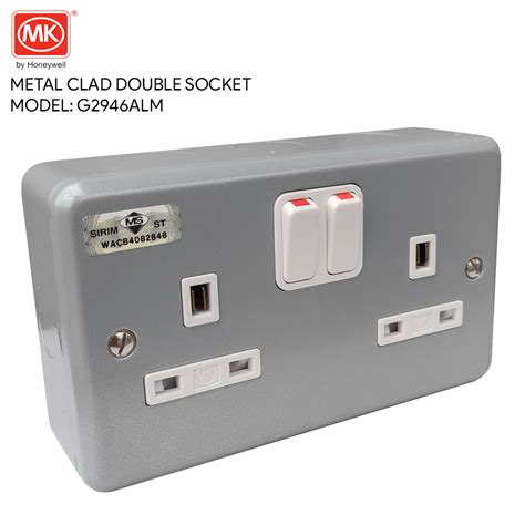 mk metal clad back box dimensions|mk metal clad twin socket.